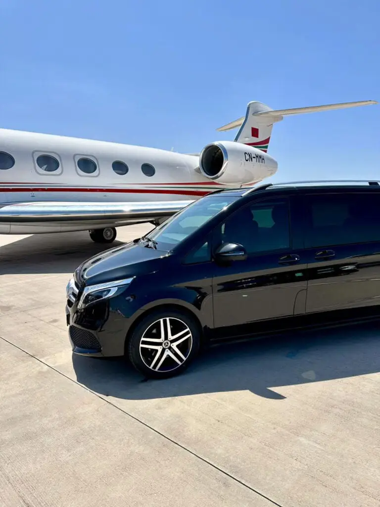 Athens Airport Taxi: Minivan, Minibus